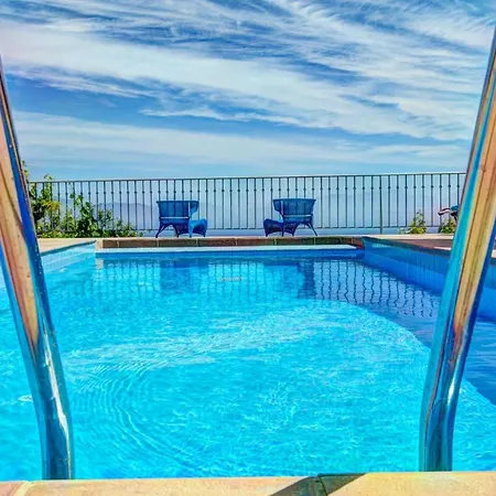 Sleeps 4 Pool Air Con Wifi Villa *